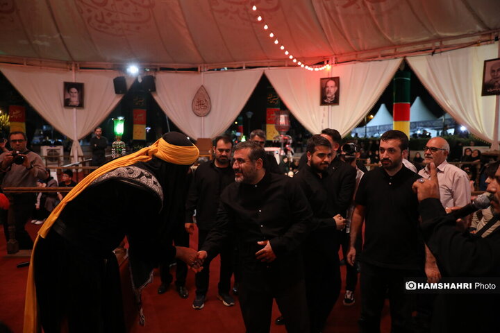 خیمه عاشورایی میدان شهدای هفتم تیر