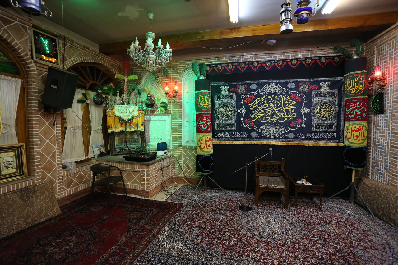 قصه مسلمانشدن مسافری از آلمان در خانه شیروانی