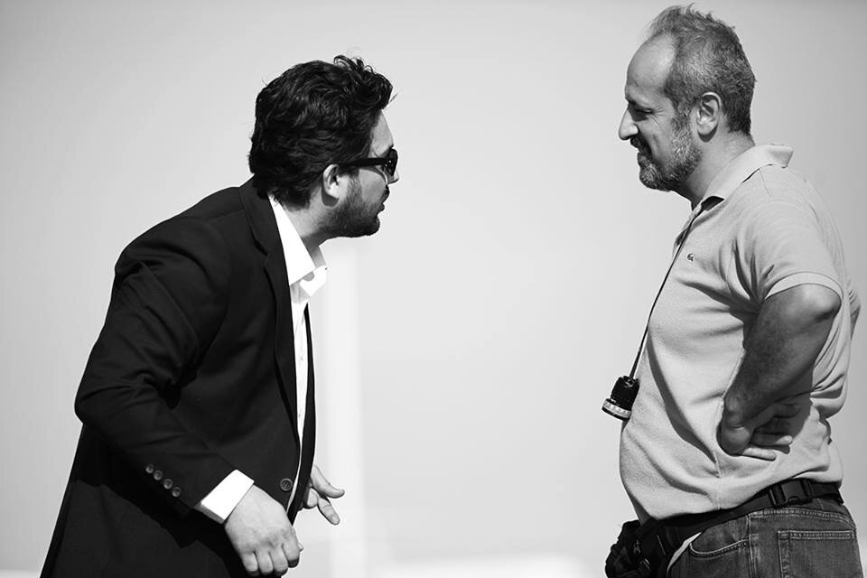 بازخوانی گفتوگویی قدیمی از حمید نعمتالله با حامد بهداد | نعمت الله: وقتی هیچکاری از دستم برنیاید می زنم زیر میز!