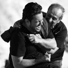 بازخوانی گفتوگویی قدیمی از حمید نعمتالله با حامد بهداد | نعمت الله: وقتی هیچکاری از دستم برنیاید می زنم زیر میز!