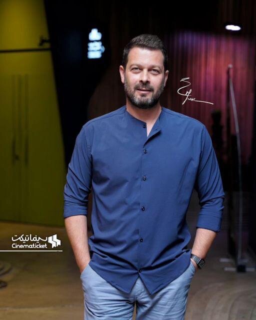 تصاویر | لحظهای که پژمان بازغی دخترش را در آغوش میگیرد | اکران مردمی آخرین فیلم کیومرث پوراحمد