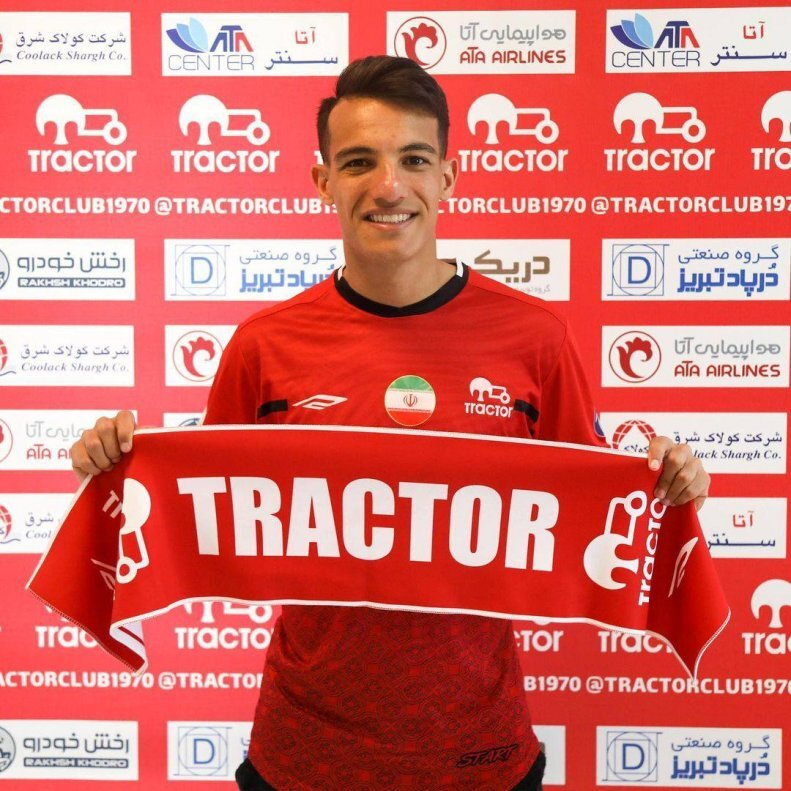 استقلال  ستاره   امیرحسین حسین‌زاده