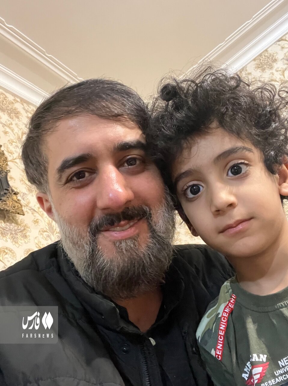 عکس | رهبری به یک مداح مطرح پیام دادند صدقه بدهد | آرتین سرایداران میداندار هیات این مداح شد