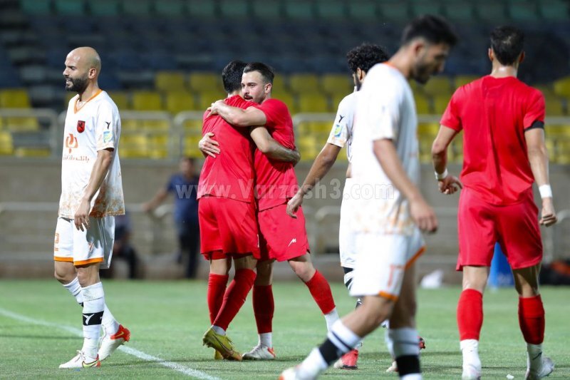 مدعی شماره یک قهرمانی معرفی شد | تاخت و تاز پرسپولیس با پنجمین برد پیش فصل! | خط حمله جدید رونمایی شد