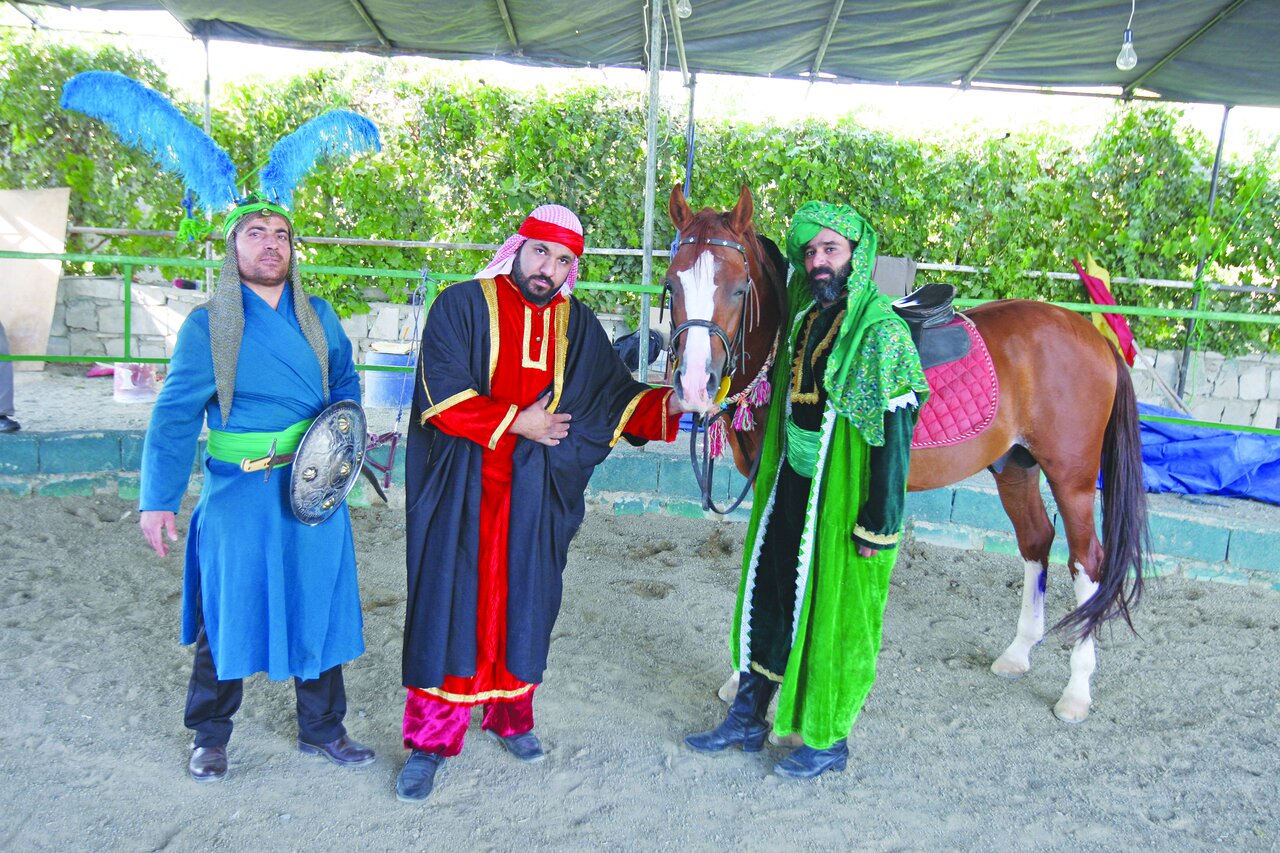 روایتگـران روز واقعه