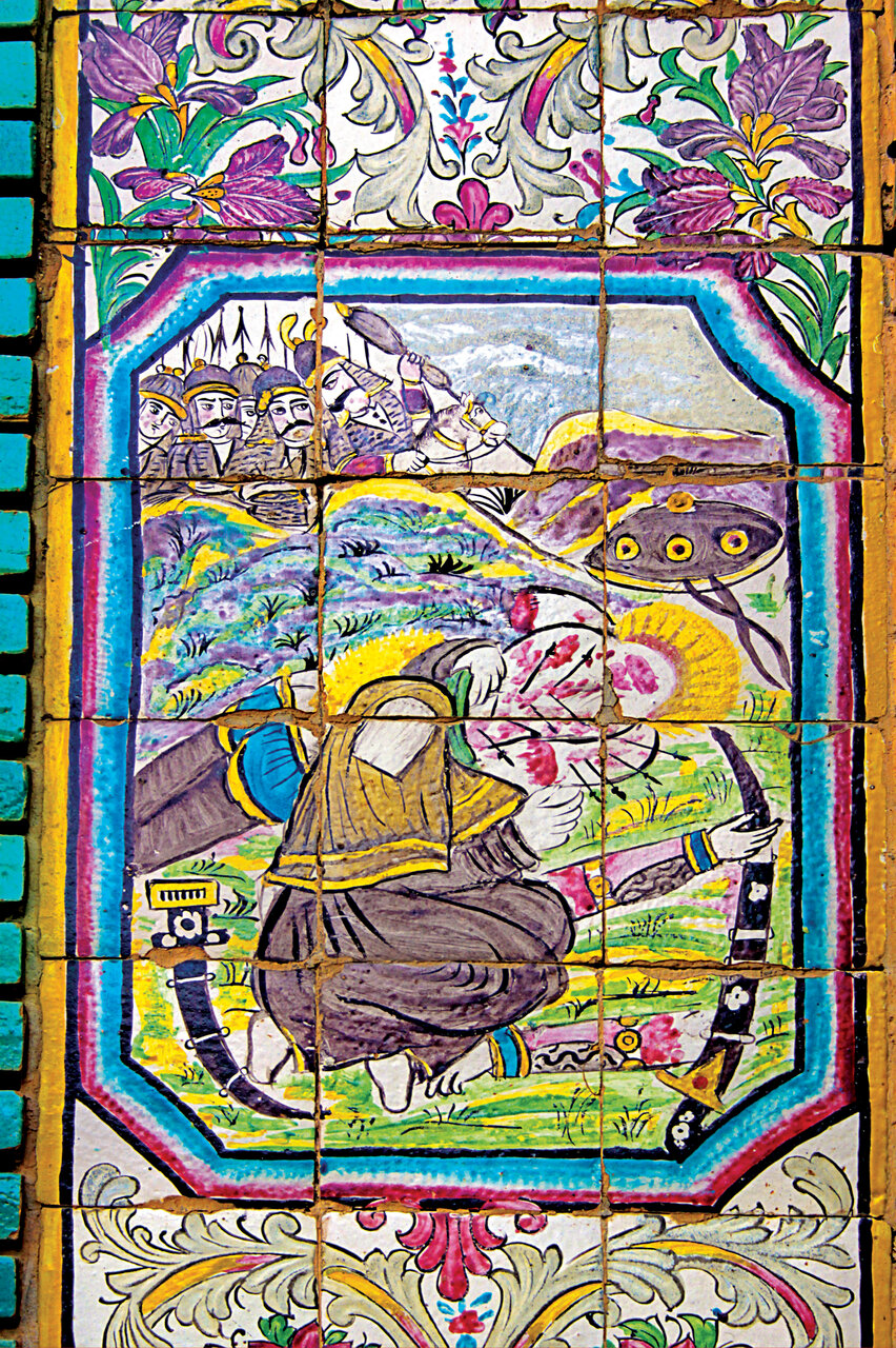 تصاویر دیدنی از کاشیهای تکیه معاونالملک