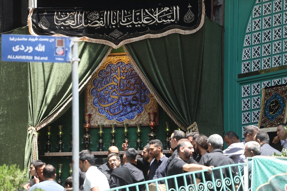 از تکیه رضاقلیخان تا درخونگاه