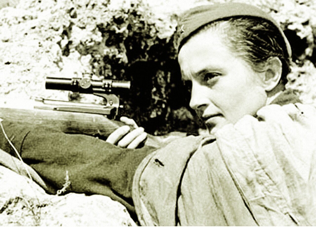 معروفترین تکتیر اندازهای دنیا | ماجرای زنی که بهترین تک تیرانداز جنگ آلمان و روسیه شد