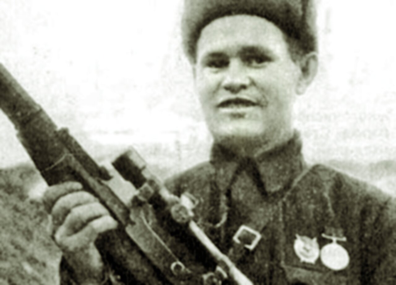 معروفترین تکتیر اندازهای دنیا | ماجرای زنی که بهترین تک تیرانداز جنگ آلمان و روسیه شد