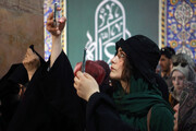 تصاویر | حجاب و پوشش گردشگران خارجی در در یزد | واکنش توریست‌های خارجی به عزاداری‌ یزدی‌ها