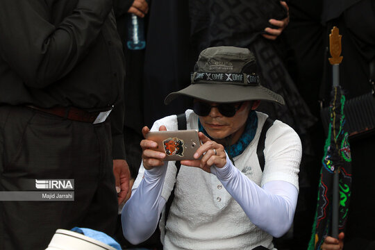 حجاب و پوشش گردشگران مذهبی در یزد