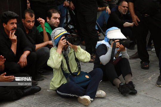 حجاب و پوشش گردشگران مذهبی در یزد