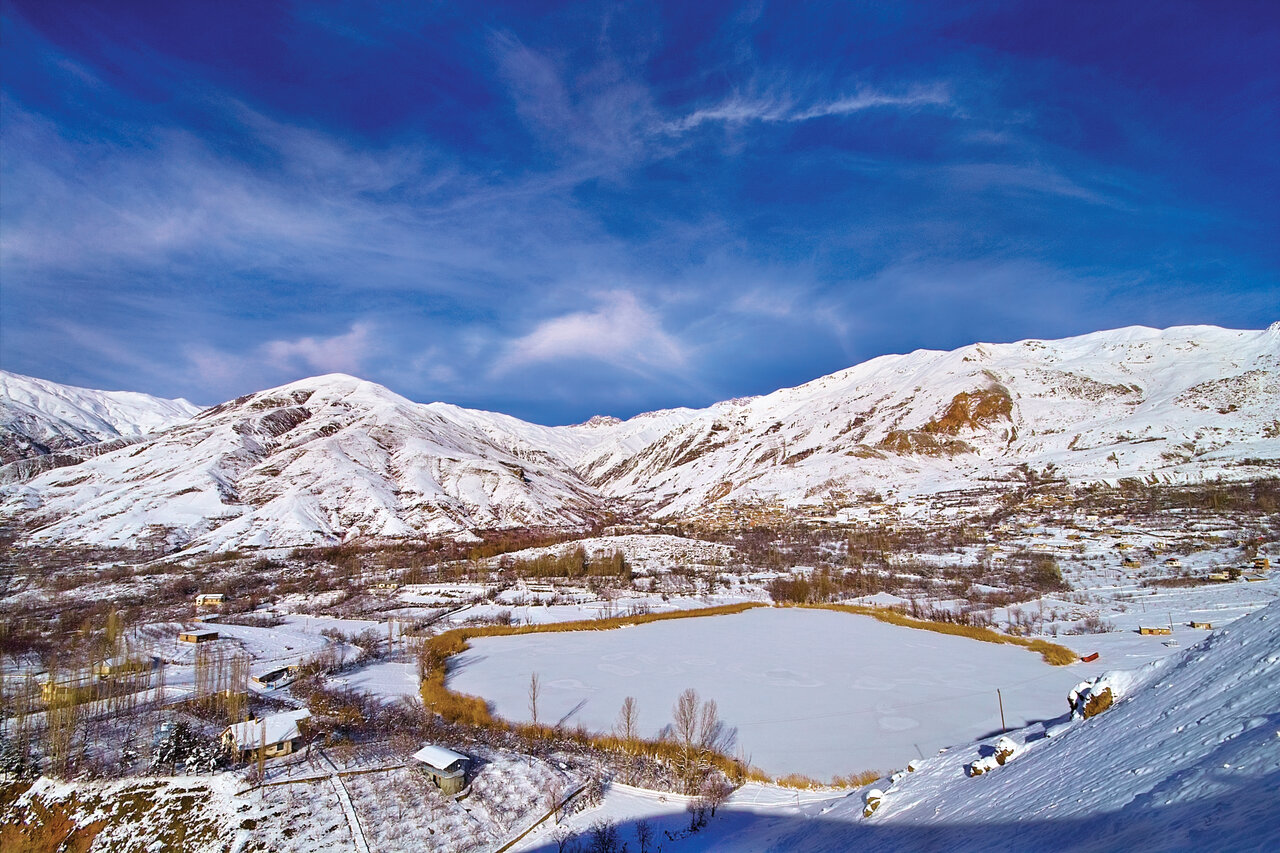 اینجا آشیانه عقابها در ایران و قلعه رازها و قصههاست