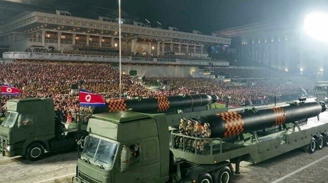 تصاویر سوپر اژدرهای کره شمالی با قابلیت ایجاد سونامی شدید | برگ برنده کره شمالی را ببینید