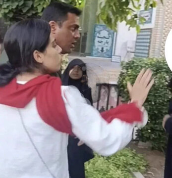 تصویر زن و مردی که به آمر به معروف حمله کردند