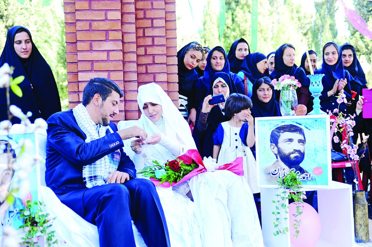 یک عاشقانه ساده در دانشکده شریعتی