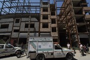 پیکر یکی از کارکنان ۱۳۷ از زیر آوار ساختمان شهرک احمدیه خارج شد