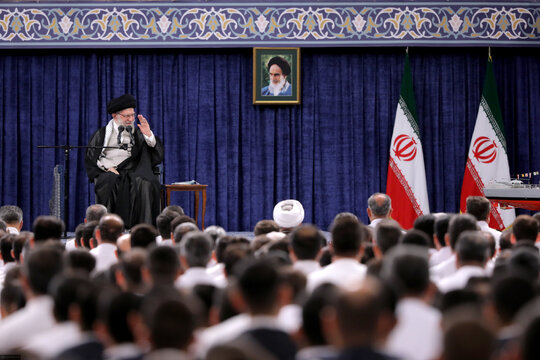 دیدار کارکنان و خانواده‌های ناوگروه ۸۶ ارتش جمهوری اسلامی ایران