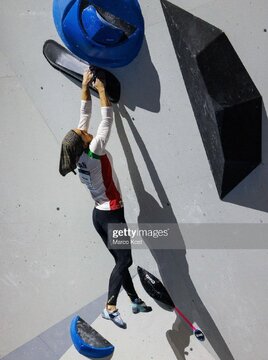 الناز رکابی در رقابت‌های سنگ‌نوردی قهرمانی جهان