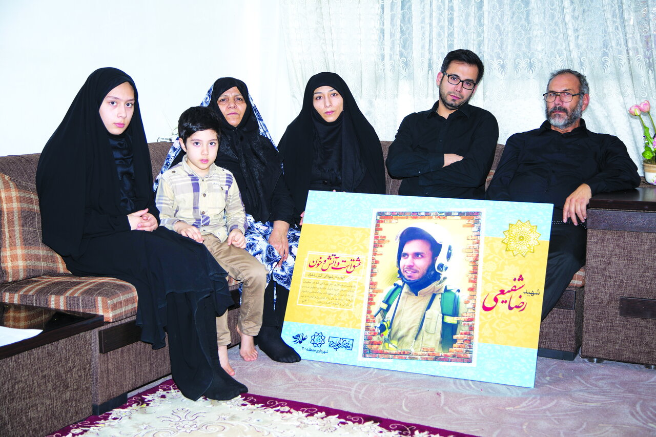 قصه رضا و مزار شهید گمنام و قسمهای مادر