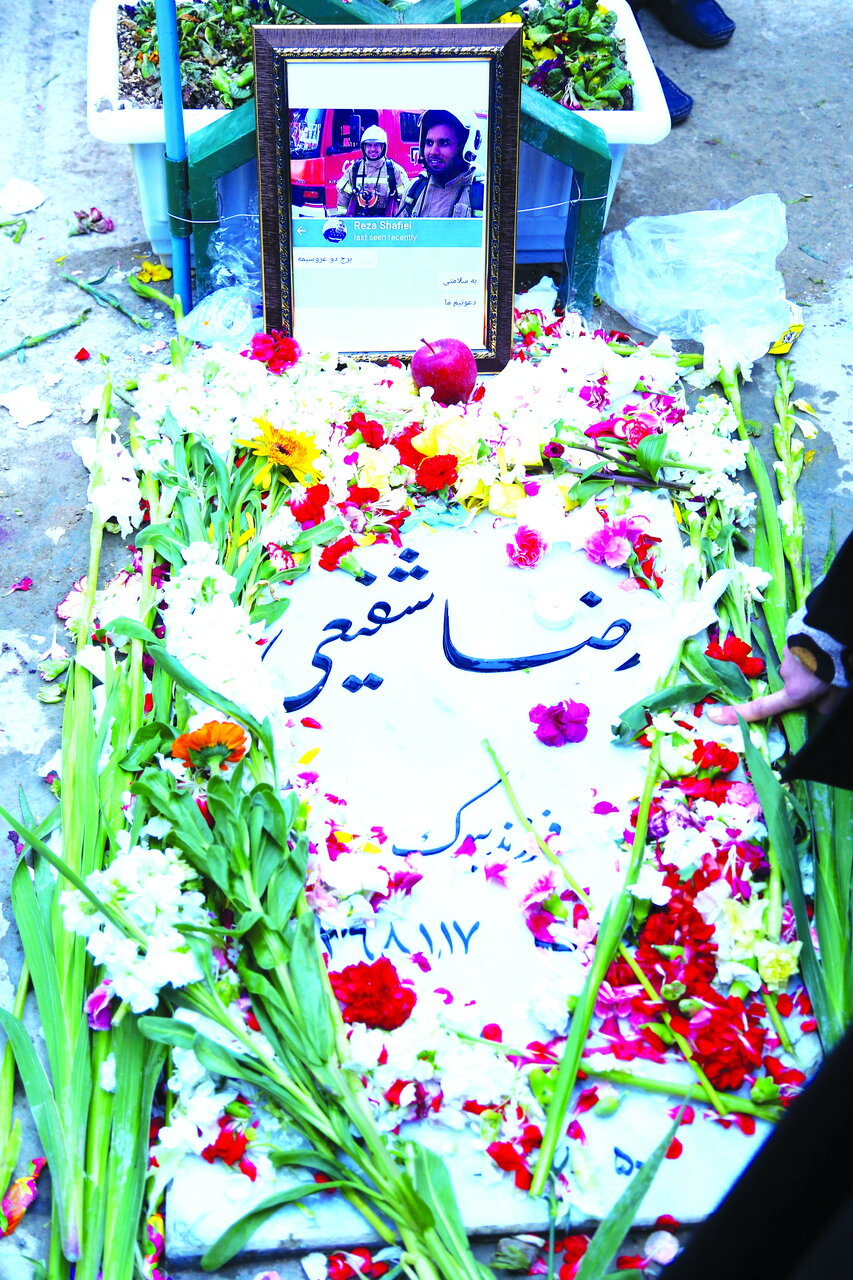 قصه رضا و مزار شهید گمنام و قسمهای مادر