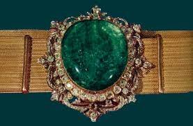 اسرار شگفتانگیز طلاها و جواهرات سلطنتی در موزه ایران