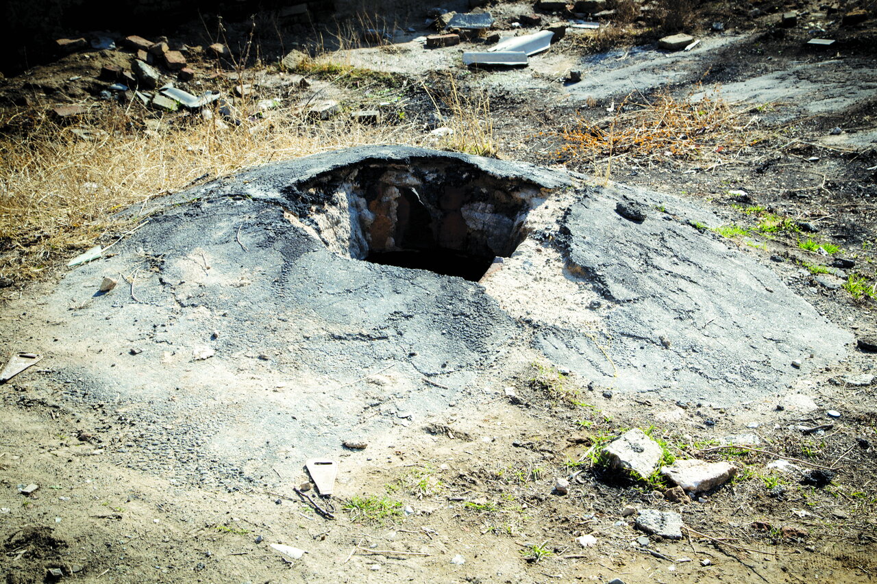 خطر در کمین آسیاب سالخورده | بیتوته معتادان در میراث ملی