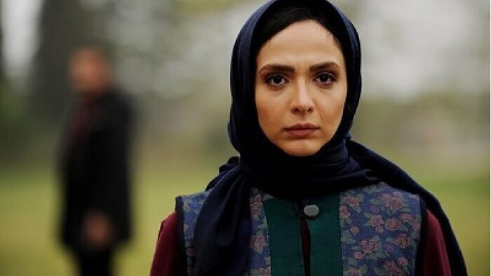 بغض و خشم محمدرضا فروتن وقتی میخواهد ترک وطن کند | همه چیز درباره فیلم فیلم «فصل ماهی سفید»