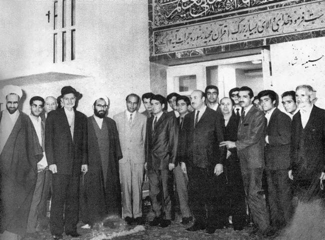 یادگار ساعتساز و استاد ارمنی در خیابان شریعتی
