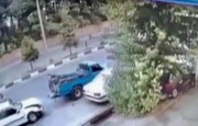 تصاویر لحظه تصادف زنجیره‌ای در شیراز ؛ چند خودرو زیر کامیون له شدند | شدت عجیب برخورد خودروها را ببینید!