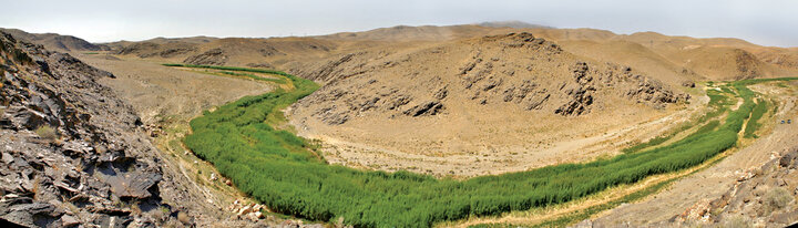 این شاخه از قمرود در کوههای زاگرس، میان گلپایگان و خمین، درهای ساخته که هزاران سال گذرگاه تمدنهای مختلف بوده. این دره کانون سنگنگارههای تیمره است، بیش از بیست و یک هزار نقش که از هفده هزار سال تا حدود چهار هزار سال پیش به جا ماندهاند.