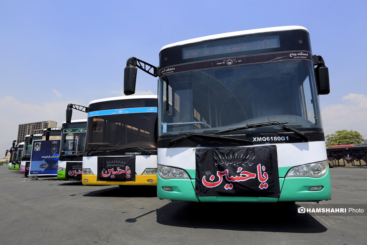 آئین بهره برداری از اتوبوس های دوکابین بازسازی شده