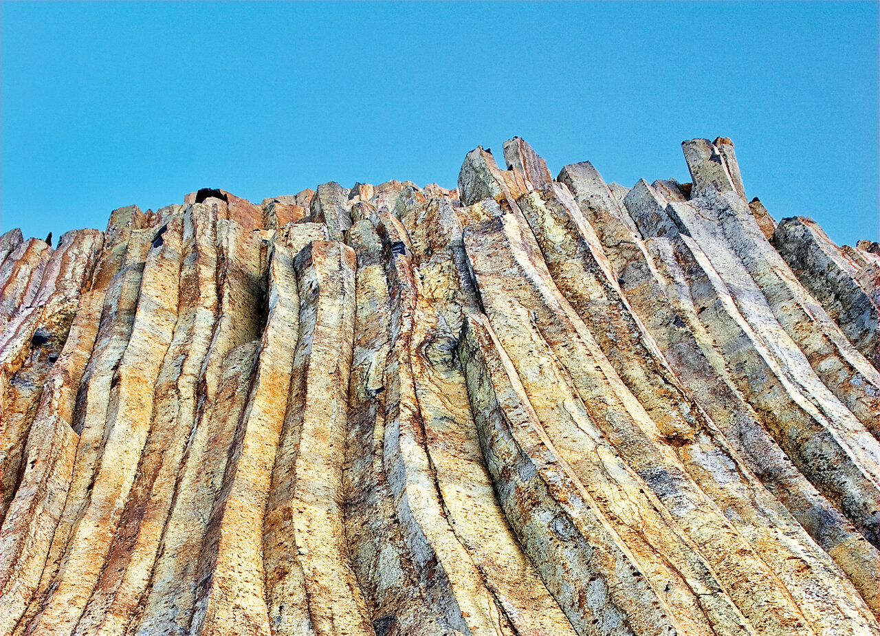 وقتی خدا ایران را نقاشی میکرد