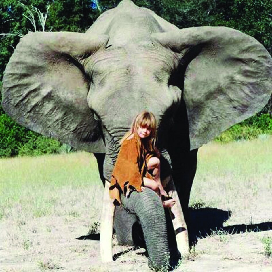 دختر بچه فرانسوی که در جنگل با جانوران وحشی بزرگ شد