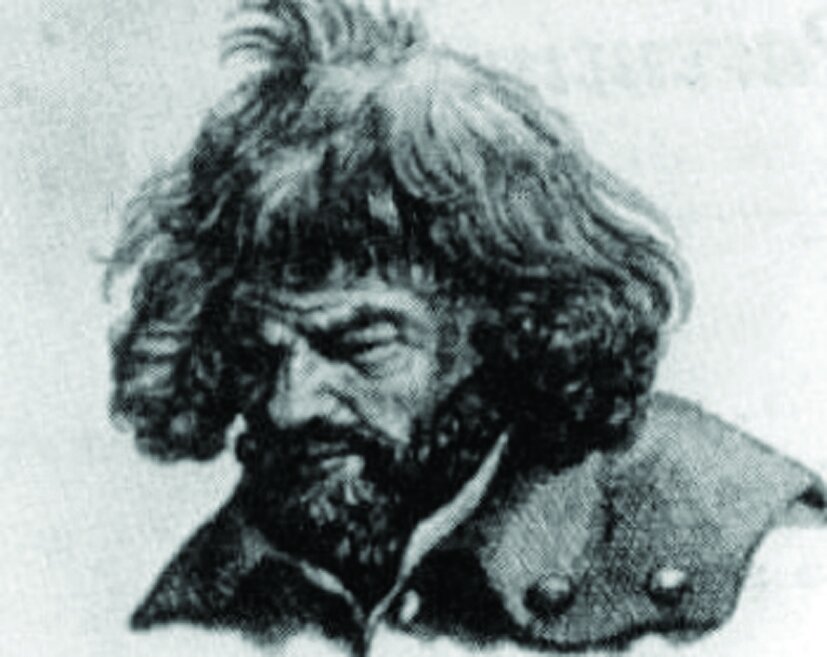 ماجرای باورنکردنی کودکانی که در میان حیوانات رشد کردند | تصویر پسری که در غار گرگها زیست و شبیه آنها شد