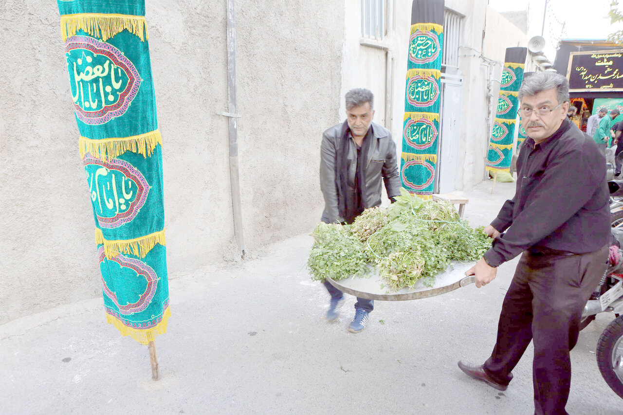 سرقفلی این هیئت به نام عاشقان حسین(ع) است | آداب پخت نذری به روایت آشپزها