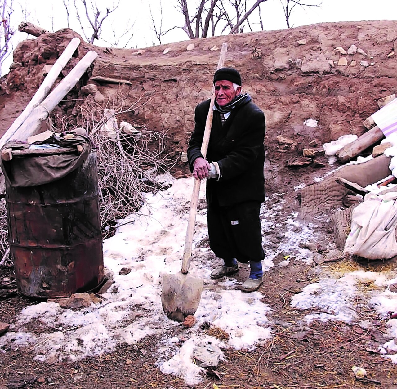 این مرد کشاورز، یک زن است