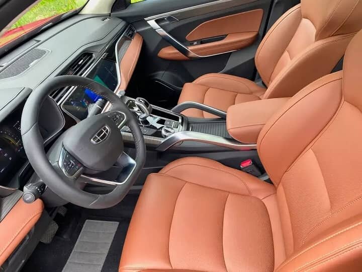 عکس | جیلی آزکارا، شاسی بلند وارداتی فردا موتورز به ایران آمد