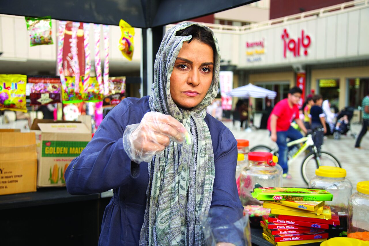 بازخوانی گفتوگویی خواندنی با مریلا زارعی | خدا عطاران را دوست دارد! | اگر دل آدم خوش باشد نان و پنیر هم میخورد | از مردم خجالت می کشم!