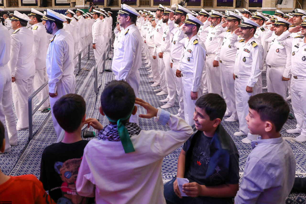 دیدار دریاییها