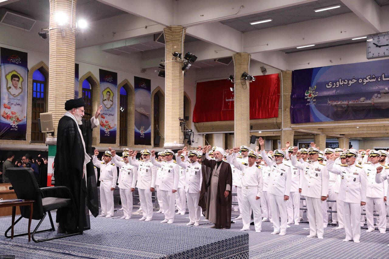 دیدار دریاییها