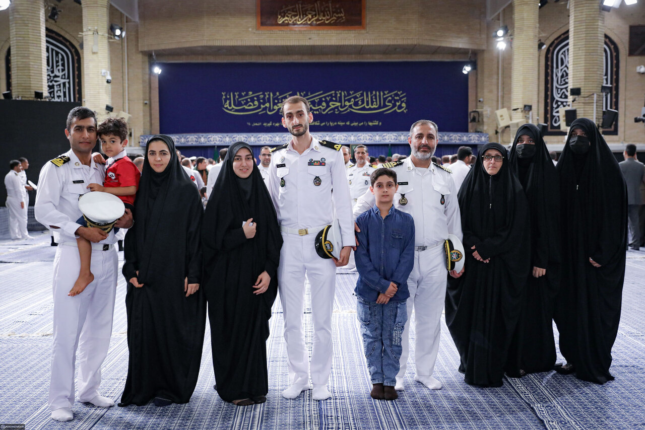 دیدار دریاییها