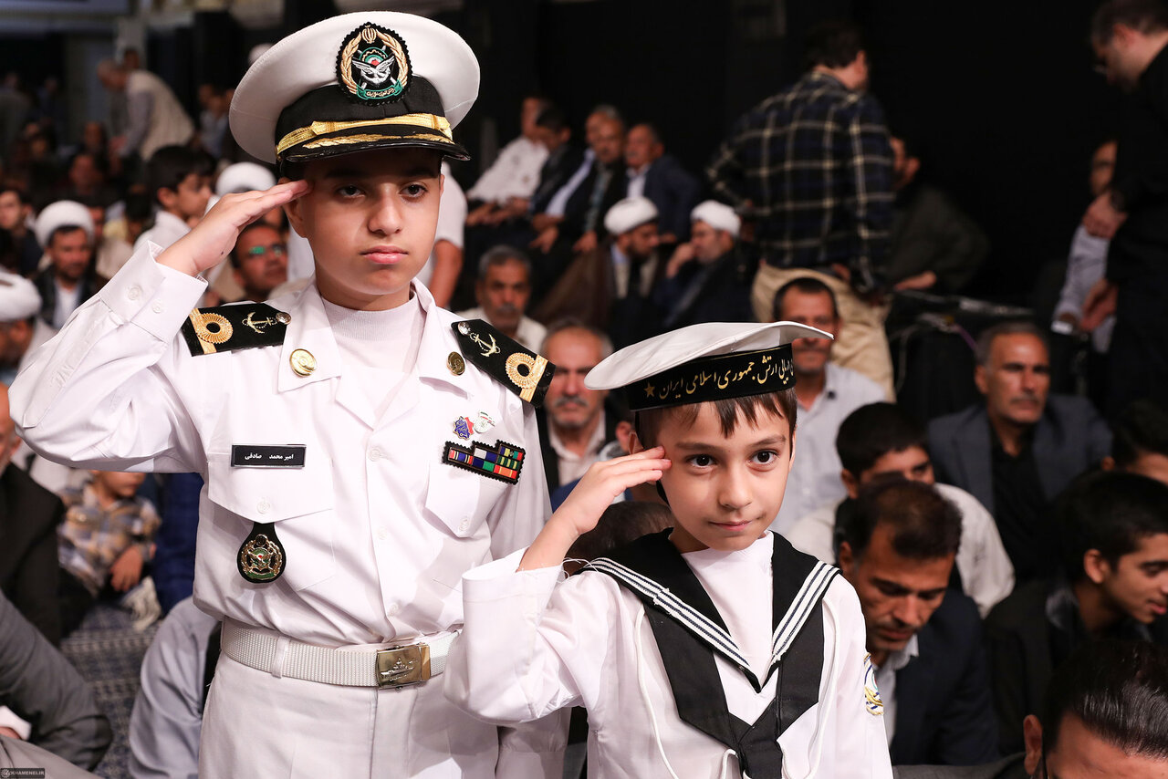 دیدار دریاییها