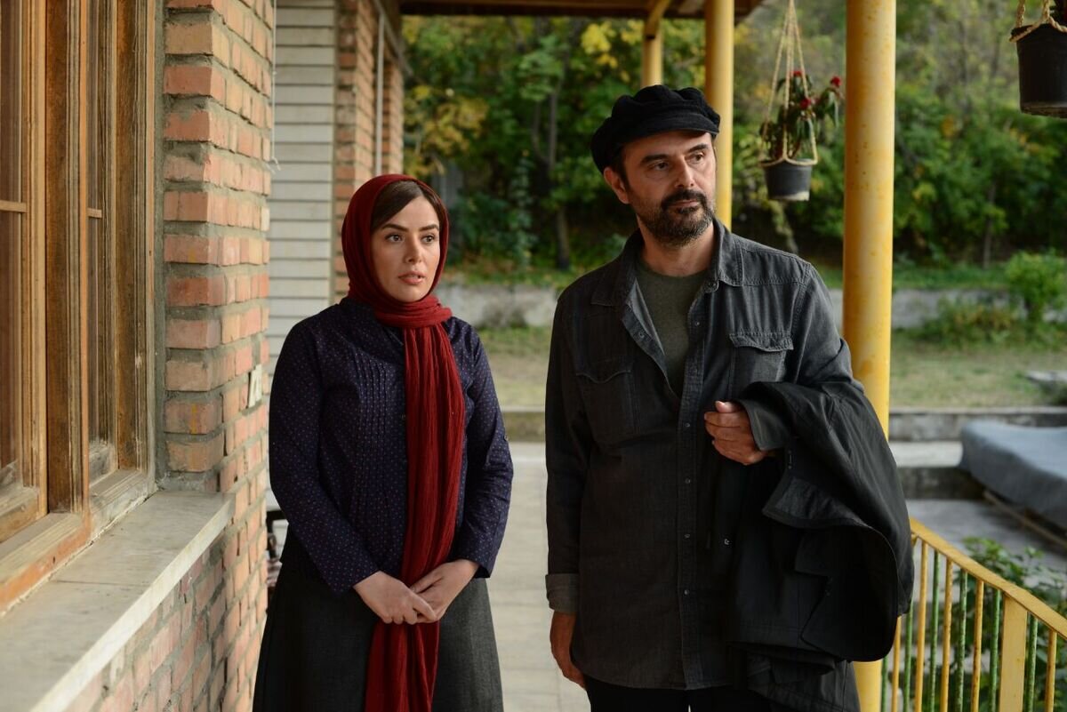 تصاویر | رضا کیانیان و علی مصفا در ماجرای انزوای دختری که آرزوهایش بر باد رفت