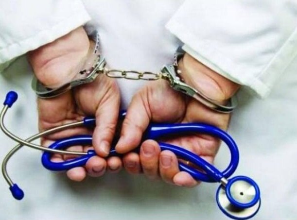 پزشکان بدون مدرک ؛ از بهشت پزشکان جعلی تا سرزمینی که رکورد دکترهای تقلبی را شکست