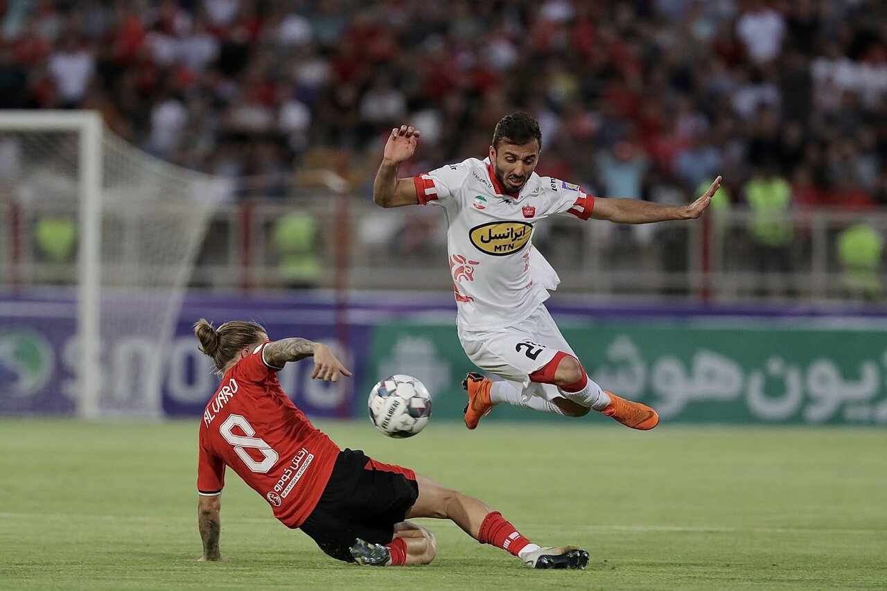 عکس| پرسپولیس دست و پای این ستاره را بست | پشیمانی بزرگ در راه است؟