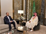 جزئیات و تصاویر دیدار ۹۰ دقیقه‌ای امیرعبداللهیان و بن سلمان | ابلاغ سلام پادشاه عربستان به رهبر انقلاب و رئیس جمهوری | چه کسانی در جلسه حضور داشتند؟