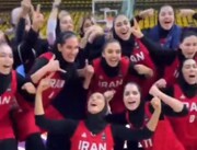 تصاویر شادی خاص دختران بسکتبالیست ایران بعد از صعود به فینال