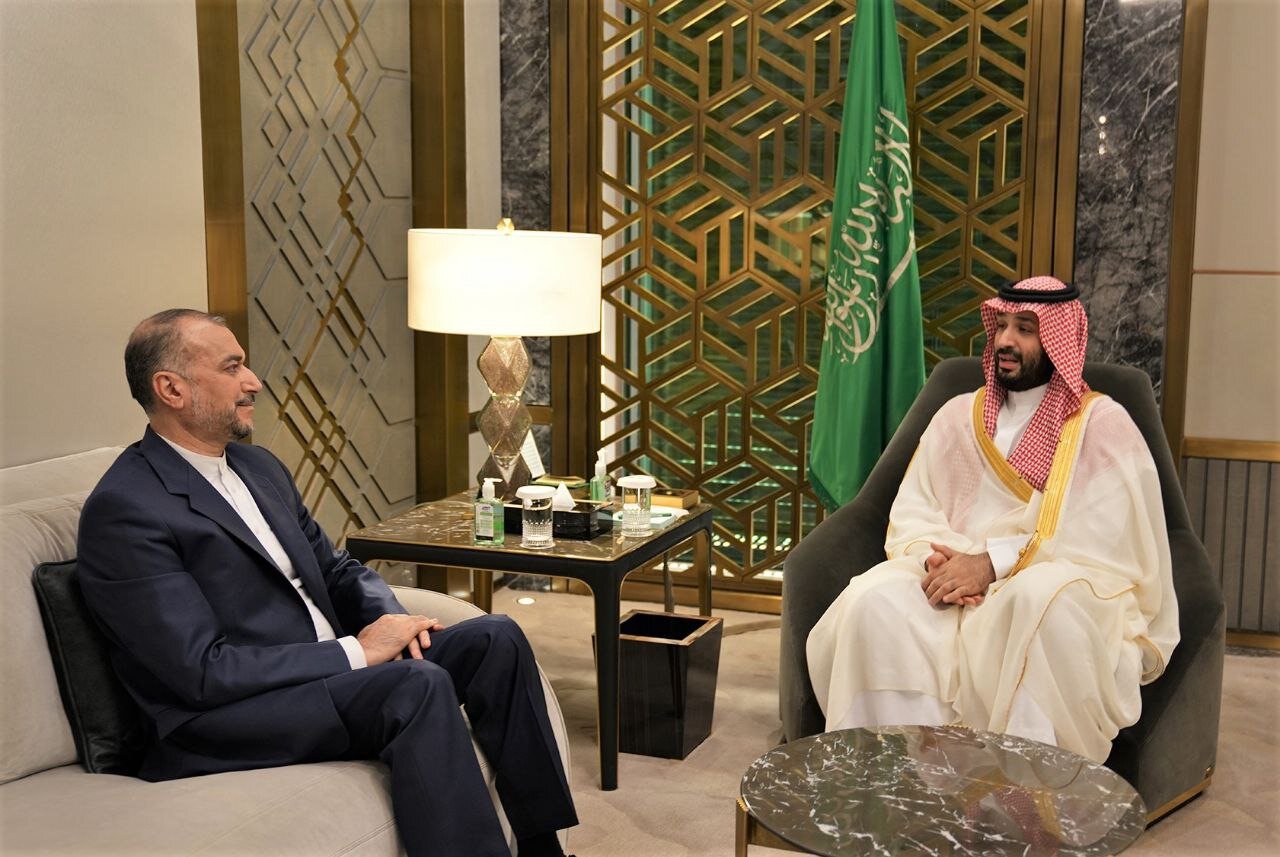 تصاویر دیدار و گفتگوی امیرعبداللهیان با محمد بن سلمان گفتگوی امیرعبداللهیان با محمد بن سلمان