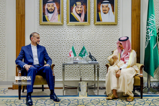 سفر وزیر امور خارجه به عربستان